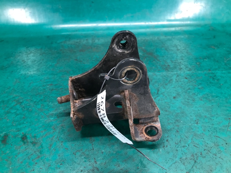 Кронштейн двигателя задний RAV4 05-12 2008 3.5 2GR-FE