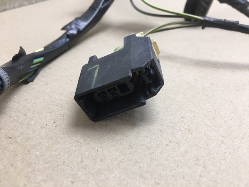 Проводка крышки багажника JOURNEY 08-20 2010 3.5 EGF