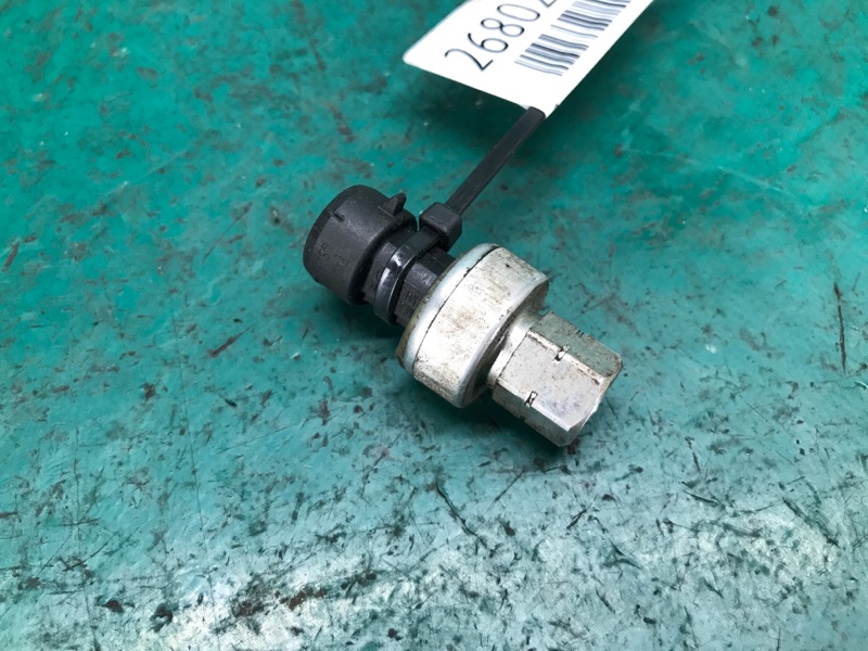 Датчик давления кондиционера CHEVROLET VOLT 10-15 2012 1.4 LUU 13587668 Б/У