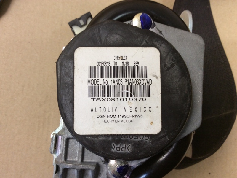 Ремень безопасности передний левый JOURNEY 08-20 2010 3.5 EGF