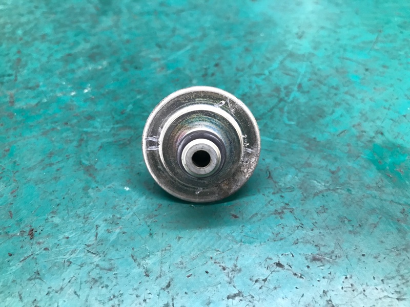Клапан давления топлива TOYOTA RAV4 05-12 3.5 2GR-FE Клапан давления топлива TOYOTA RAV4 05-12 3.5 2GR-FE