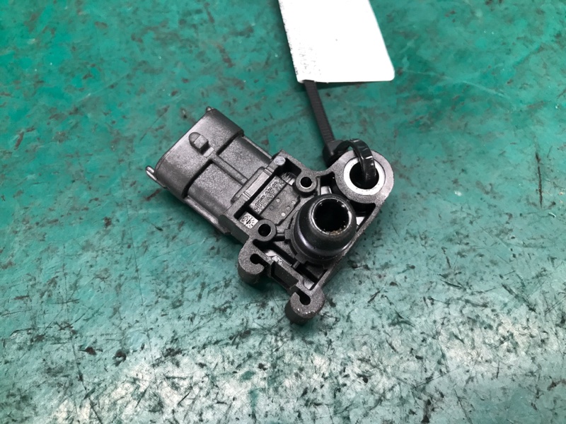 Запчасть датчик абсолютного давления (map sensor) CHEVROLET VOLT 10-15 2012 1.4 LUU 55573248 Б/У Датчик абсолютного давления (MAP sensor) CHEVROLET VOLT 10-15 2012 1.4 LUU 55573248 Б/У