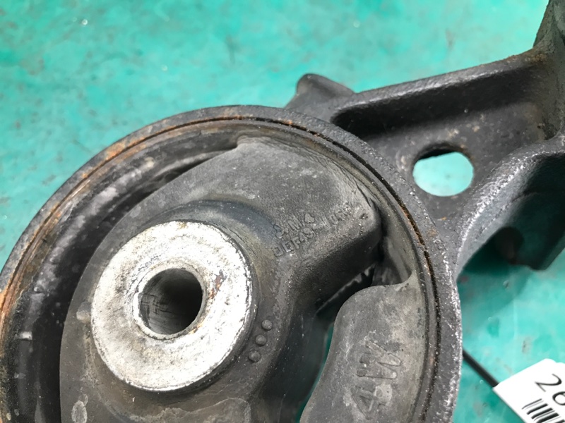 Подушка двигателя задняя RAV4 05-12 2007 3.5 2GR-FE