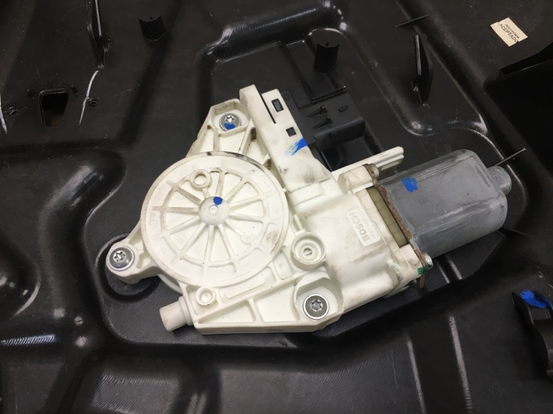 Стеклоподъемник передний левый DODGE JOURNEY 08-20 3.5 EGF