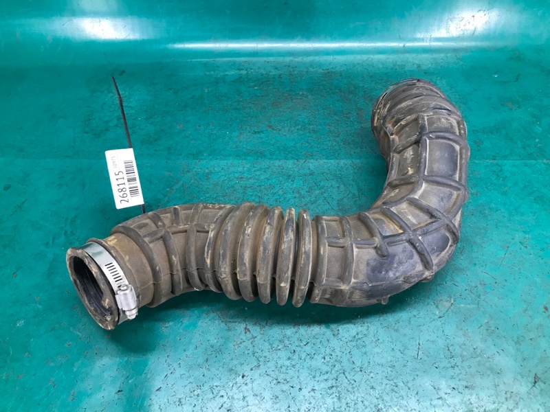 Патрубок воздушного фильтра AVENGER 07-14 2013 JS 2.4 ED3 Патрубок воздушного фильтра AVENGER 07-14 2013 JS 2.4 ED3