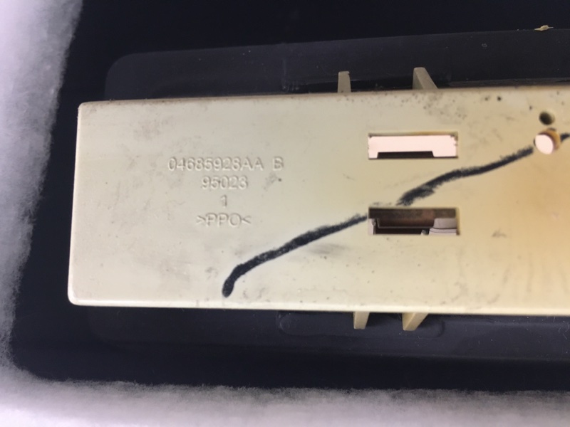 Обшивка крышки багажника JOURNEY 08-20 2010 3.5 EGF