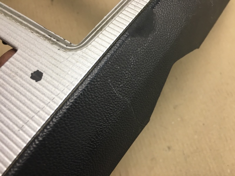 Накладка торпедо центр. JOURNEY 08-20 2010 3.5 EGF