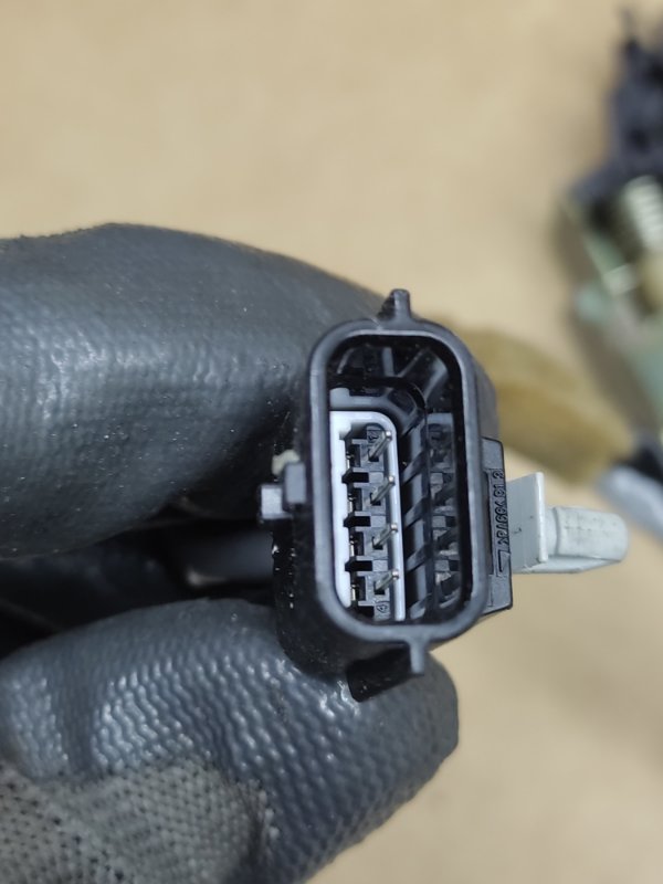 Ручка двери наружная передняя правая M35/M45 04-10 2006 Седан 3.5 VQ35DE Ручка двери наружная передняя правая M35/M45 04-10 2006 Седан 3.5 VQ35DE