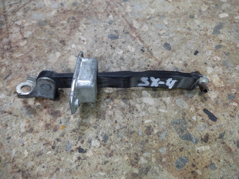 Ограничитель двери задний левый SX4 06-13 2008 Хетчбек 2.0