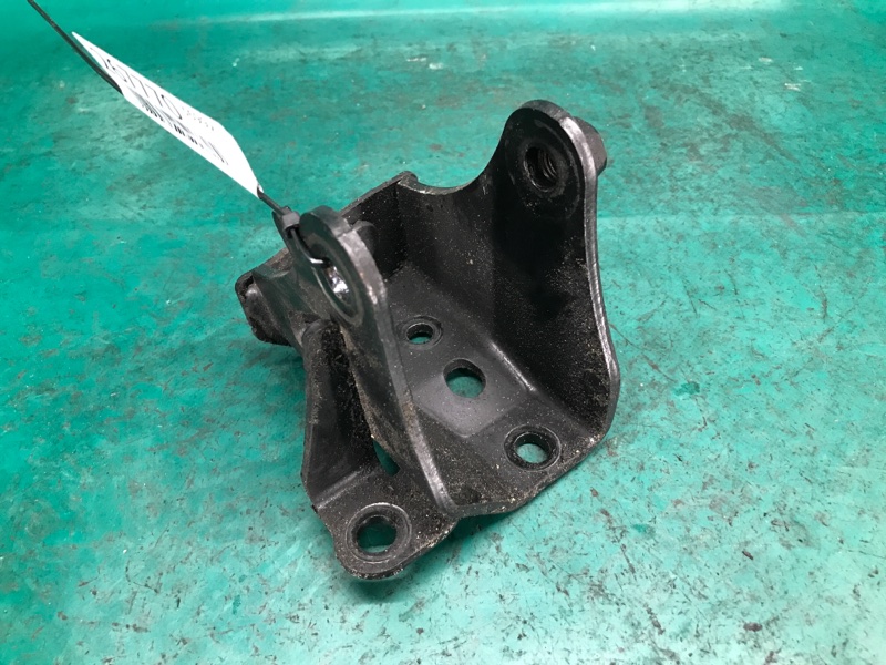 Кронштейн двигателя задний RAV4 05-12 2007 3.5 2GR-FE