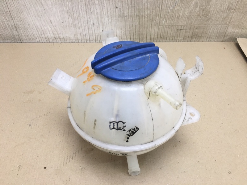 Бачок расширительный VOLKSWAGEN JETTA 05-10 2007 Седан 2.5 1K0 121 407 A Б/У