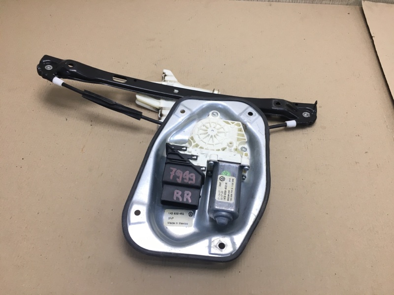 Стеклоподъемник задний правый VOLKSWAGEN JETTA 05-10 2007 Седан 2.5 1K5 839 402 H Б/У