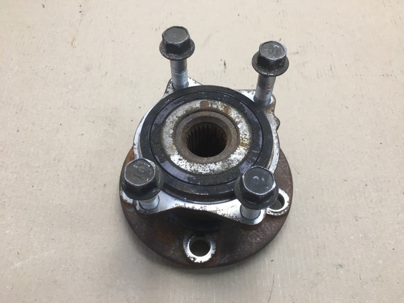 Ступица задняя MITSUBISHI OUTLANDER XL 05-13 Б/У