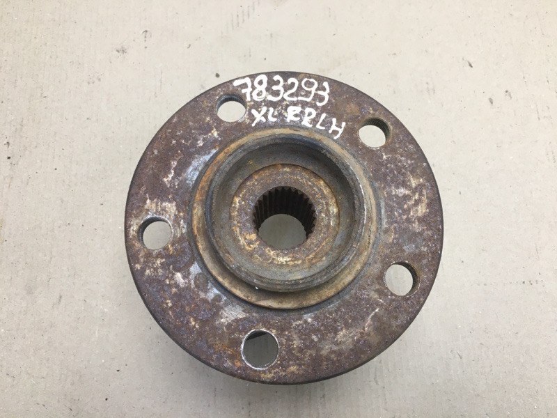 Ступица задняя OUTLANDER XL 05-13