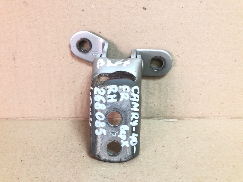 Запчасть петля двери верхняя передняя правая TOYOTA CAMRY 40 06-11 2007 2.4 2AZFXE 68710-02020 Б/У Петля двери верхняя передняя правая TOYOTA CAMRY 40 06-11 2007 2.4 2AZFXE 68710-02020 Б/У
