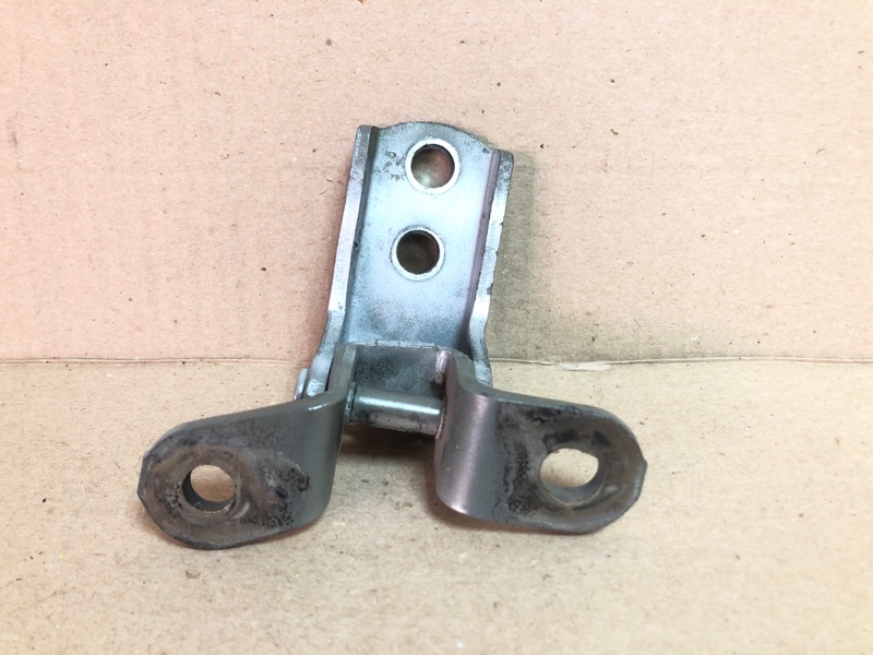 Петля двери верхняя передняя правая CAMRY 40 06-11 2007 2.4 2AZFXE Петля двери верхняя передняя правая CAMRY 40 06-11 2007 2.4 2AZFXE