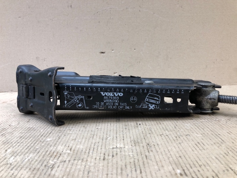 Домкрат VOLVO S60 00-09 2.5 B5254T2 Домкрат VOLVO S60 00-09 2.5 B5254T2