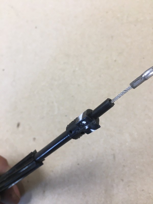 Замок двери задний правый JETTA 05-10 2007 Седан 2.5