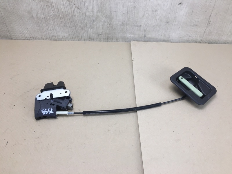 Замок крышки багажника VOLKSWAGEN JETTA 05-10 2007 Седан 2.5 4F5 827 505 D Б/У