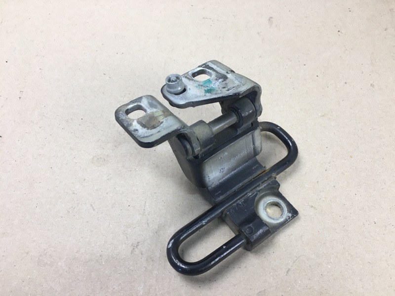 Петля двери нижняя задняя левая JETTA 05-10 2007 Седан 2.5