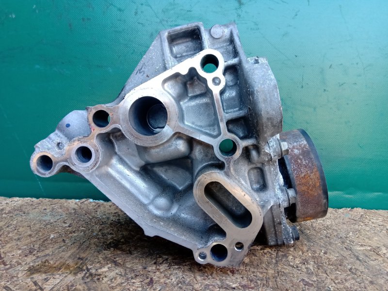 Помпа TOYOTA CAMRY 55 14-17 2.5 2ARFE Помпа TOYOTA CAMRY 55 14-17 2.5 2ARFE