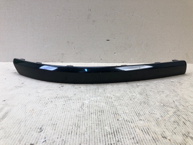 Накладка бампера передняя правая VOLVO S60 00-09 2005 2.5 B5254T2 39993336 Б/У