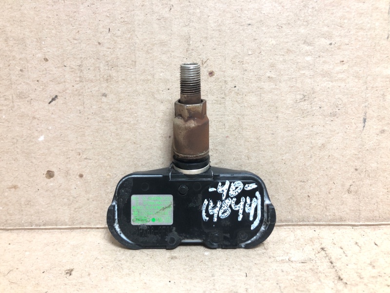 Датчик давления в шинах CAMRY 40 06-11 2007 2.4 2AZFXE Датчик давления в шинах CAMRY 40 06-11 2007 2.4 2AZFXE