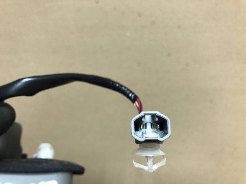 Фонарь внутренний задний левый CAMRY 40 06-11 2007 2.4 2AZFXE