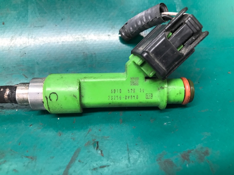 Форсунка топливная TOYOTA CAMRY 55 14-17 2.5 2ARFE