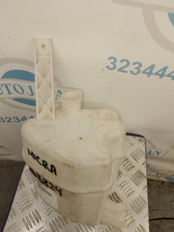 Бачок омывателя MICRA 03-11