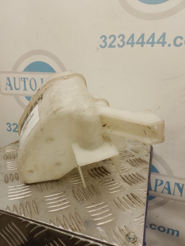 Бачок омывателя MICRA 03-11