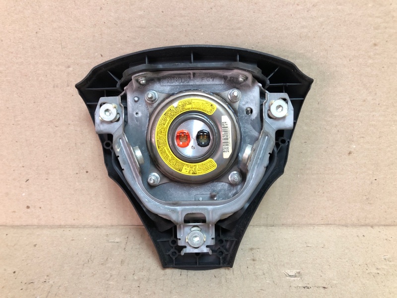 Подушка безопасности в руль TOYOTA CAMRY 40 06-11 3.5 2GR-FE Подушка безопасности в руль TOYOTA CAMRY 40 06-11 3.5 2GR-FE