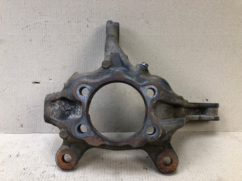 Кулак поворотный передний правый NISSAN SENTRA (B16) 06–12 2012 2.0 MR20DE 40014-EN000 Б/У