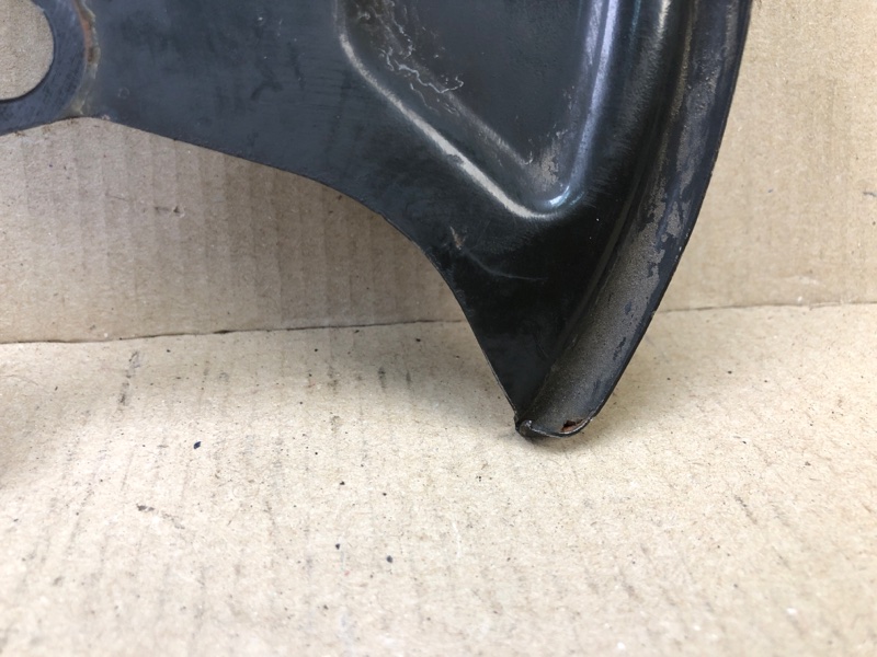 Защита тормозного диска передняя правая SENTRA (B16) 06–12 2012 2.0 MR20DE