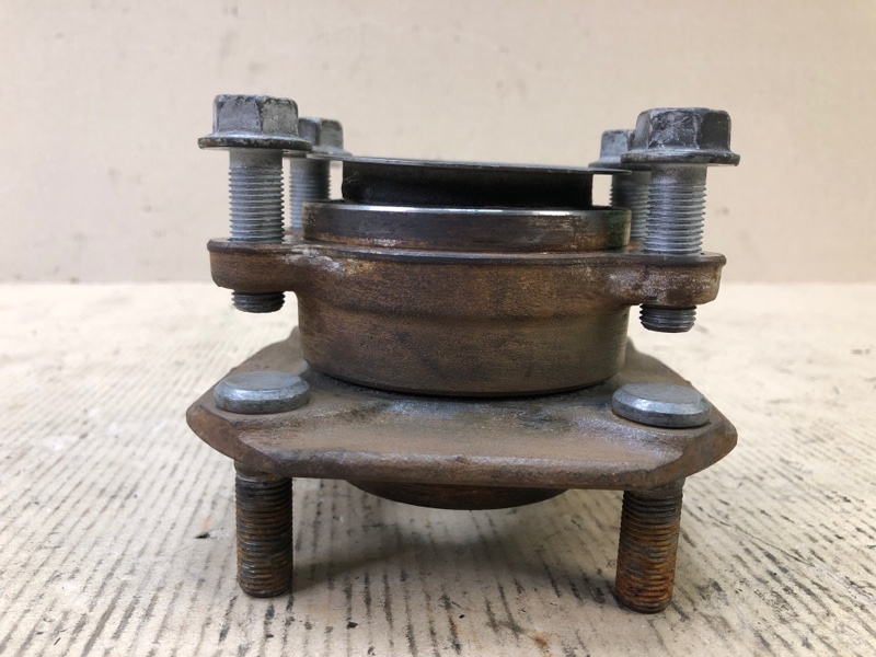 Ступица передняя правая SENTRA (B16) 06–12 2012 2.0 MR20DE Ступица передняя правая SENTRA (B16) 06–12 2012 2.0 MR20DE