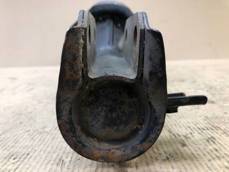 Амортизатор передний правый SX4 06-13 2008 Хетчбек 2.0 Амортизатор передний правый SX4 06-13 2008 Хетчбек 2.0