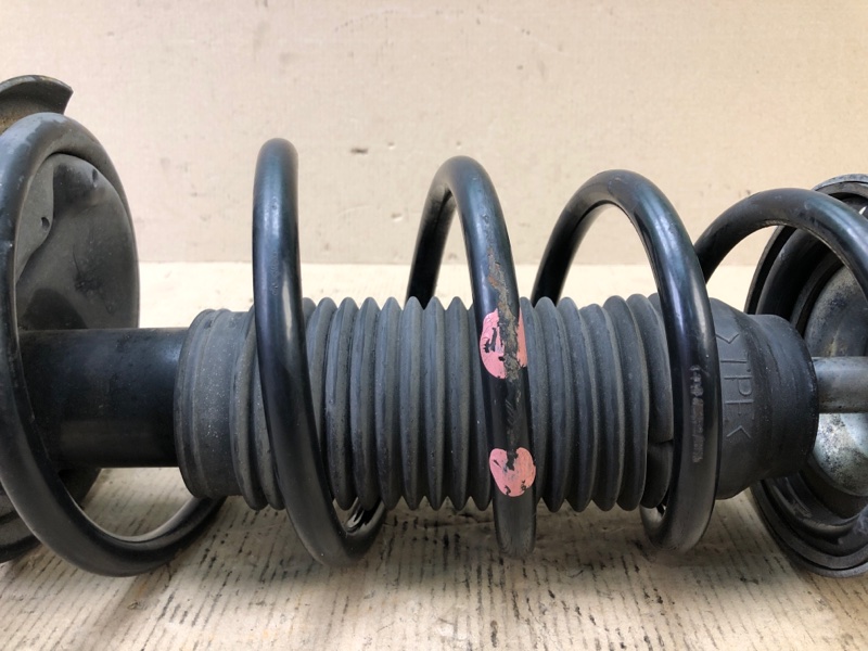 Амортизатор передний правый SX4 06-13 2008 Хетчбек 2.0 Амортизатор передний правый SX4 06-13 2008 Хетчбек 2.0