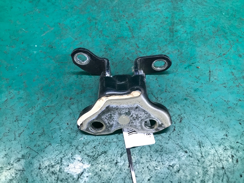 Петля двери верхняя задняя правая TOYOTA CAMRY 55 14-17 2.5 2ARFE Петля двери верхняя задняя правая TOYOTA CAMRY 55 14-17 2.5 2ARFE