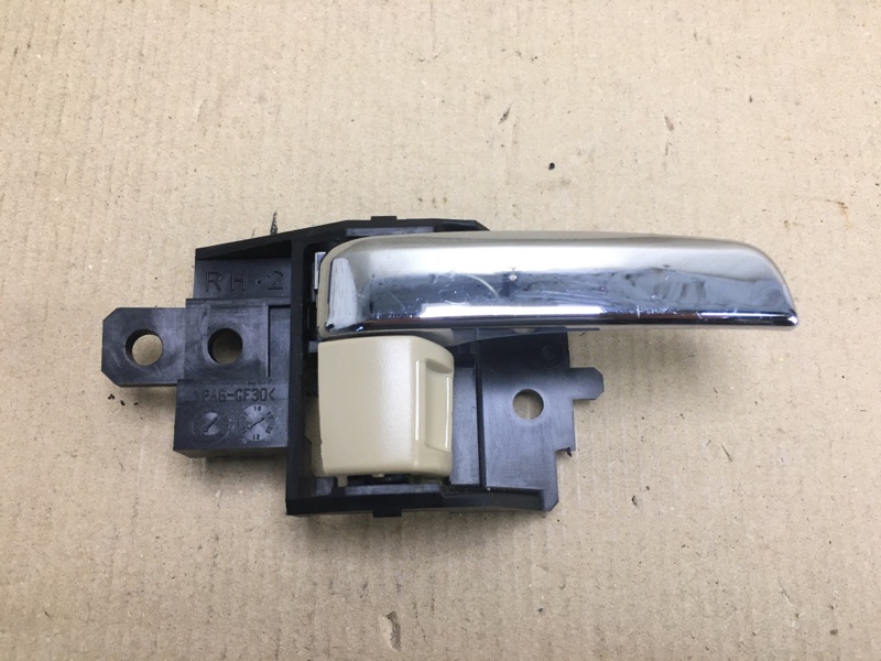 Запчасть ручка двери внутренняя правая MITSUBISHI OUTLANDER GF 12- 2016 GF8W 2.4 4J12 5716A480YA Б/У Ручка двери внутренняя правая MITSUBISHI OUTLANDER GF 12- 2016 GF8W 2.4 4J12 5716A480YA Б/У