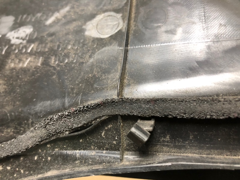 Пластик под лобовое стекло / Жабо CAMRY 40 06-11 2007 3.5 2GR-FE