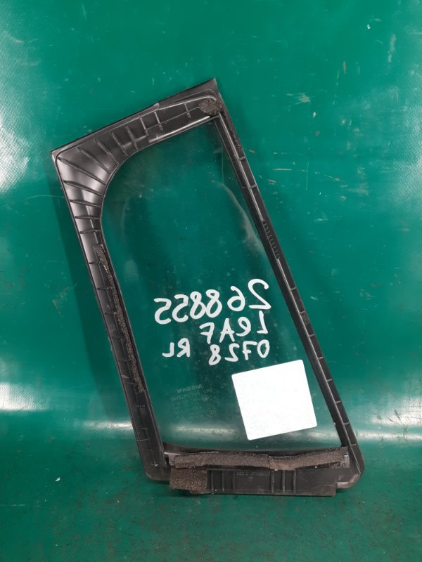 Стекло двери глухое заднее левое NISSAN LEAF 10-17