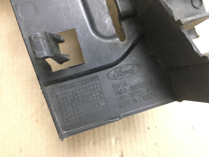 Накладка крыла левая FOCUS 10-18 2010-