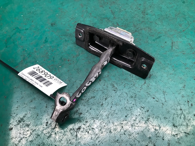 Ограничитель двери передний правый LEAF 10-17 2012