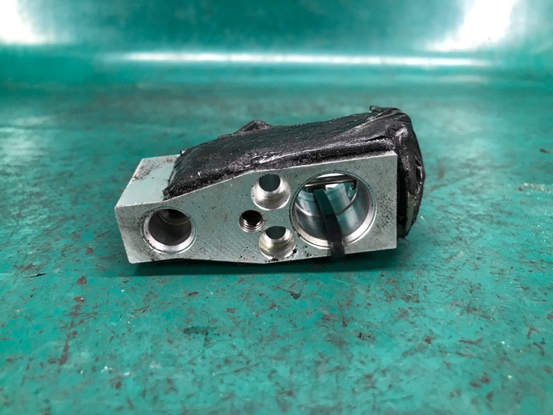 Клапан кондиционера CAMRY 55 14-17 2016 2.5 2ARFE