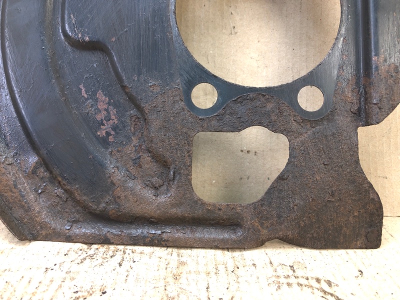 Защита тормозного диска передняя правая JUKE 10-19 2011 1.6 MR16DDT