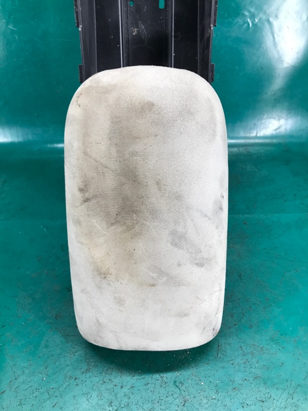 Подлокотник LEAF 10-17 2012