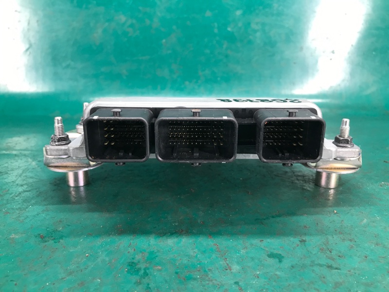 Блок управления двигателем LEAF 10-17 2012