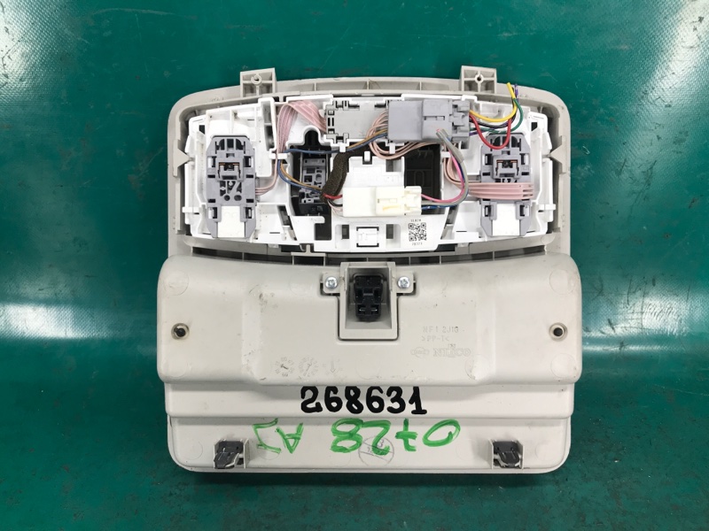 Плафон салона LEAF 10-17 2012