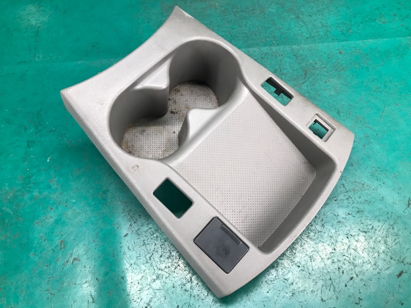 Консоль центральная NISSAN LEAF 10-17