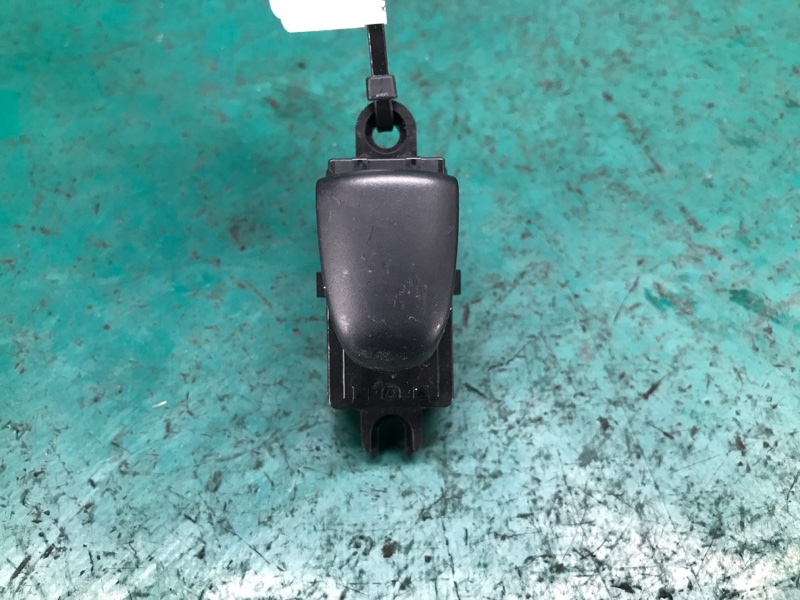 Кнопка стеклоподъемника задняя левая NISSAN LEAF 10-17 2012 25411-1KL5A Б/У